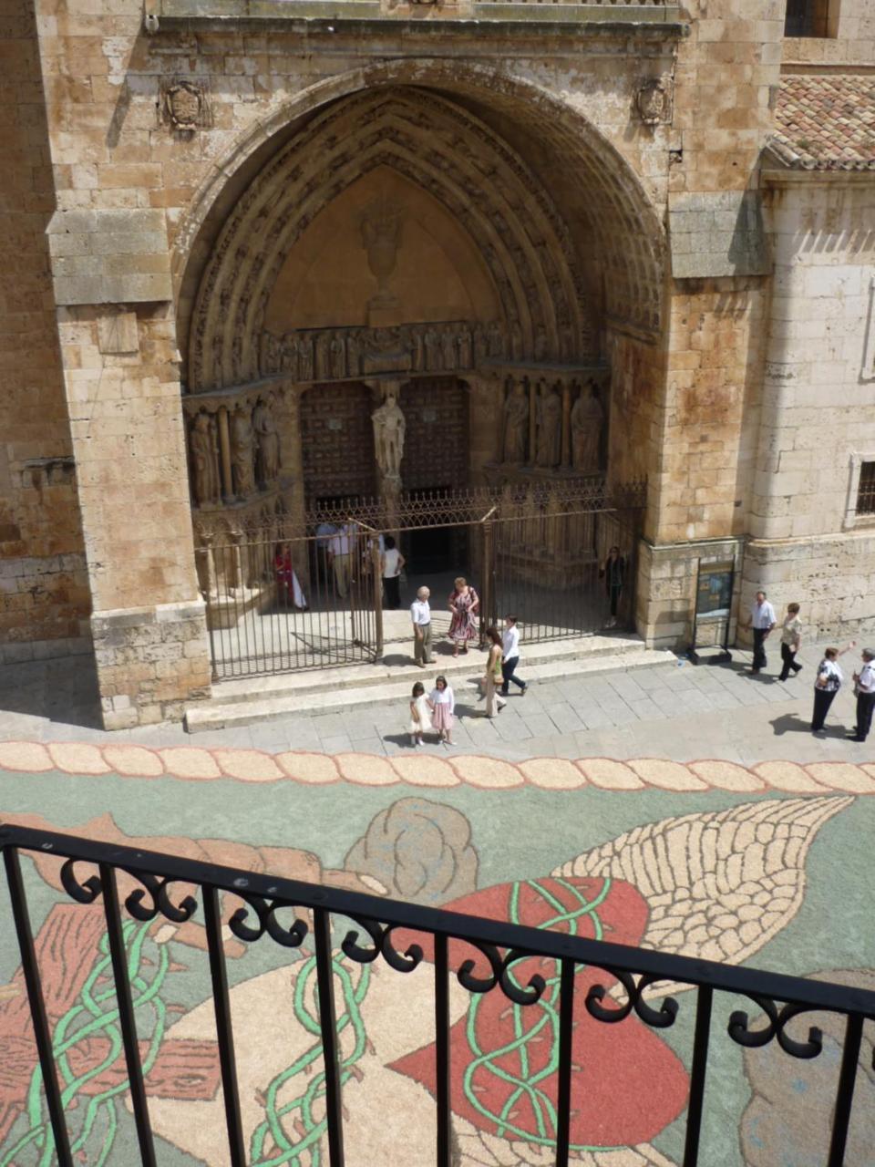 דירות אל בורגו דל אוסמה El Balcon De La Catedral מראה חיצוני תמונה